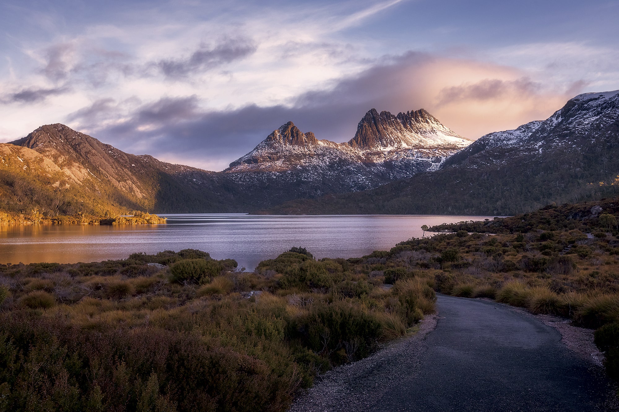 https://www.vinocorpperu.com/images/bodegas/jansz/Tasmania-min.jpg